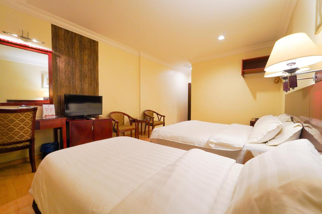 Capital O 89658 Bustani Hotel Jitra Exterior foto