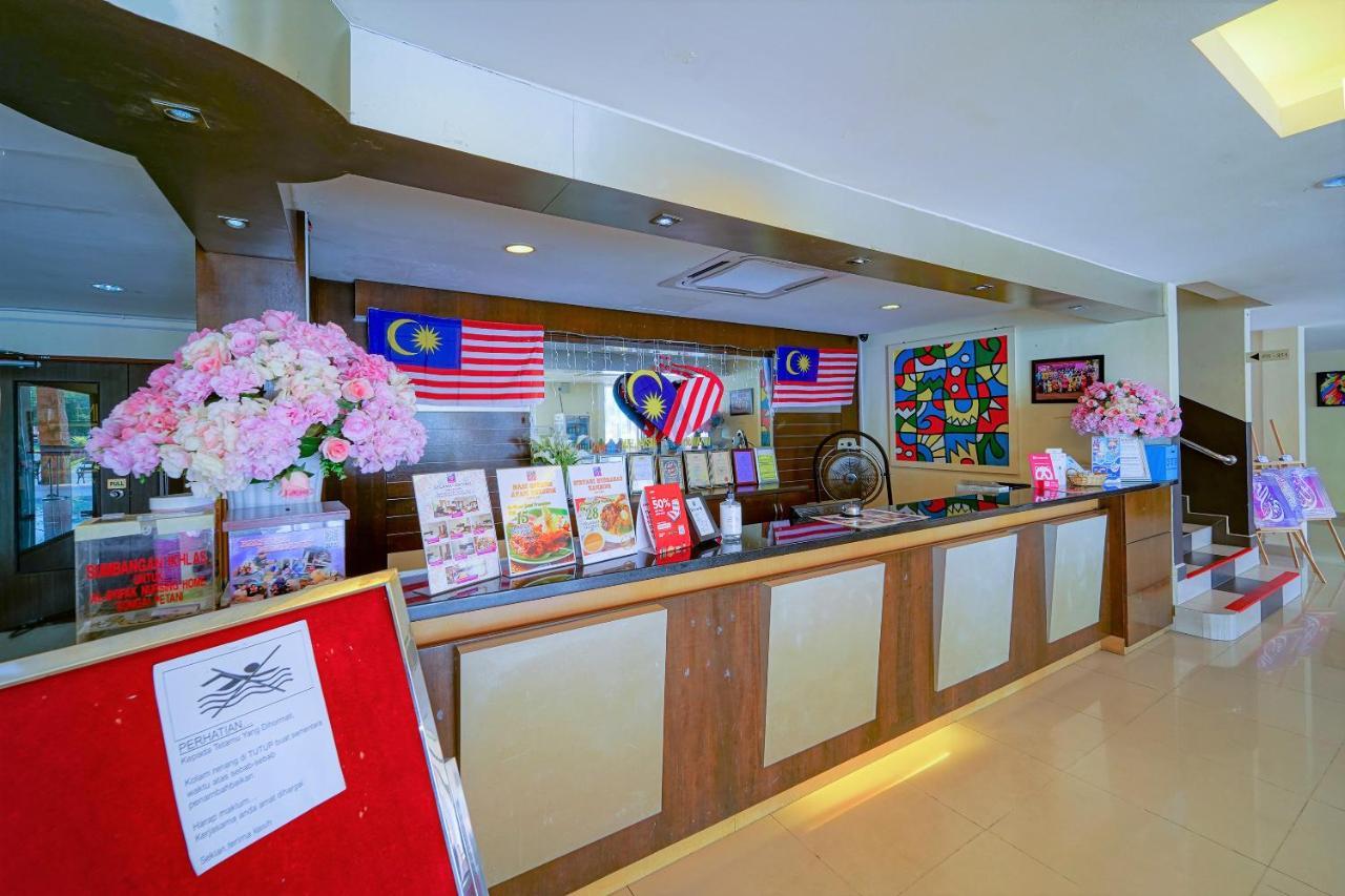 Capital O 89658 Bustani Hotel Jitra Exterior foto